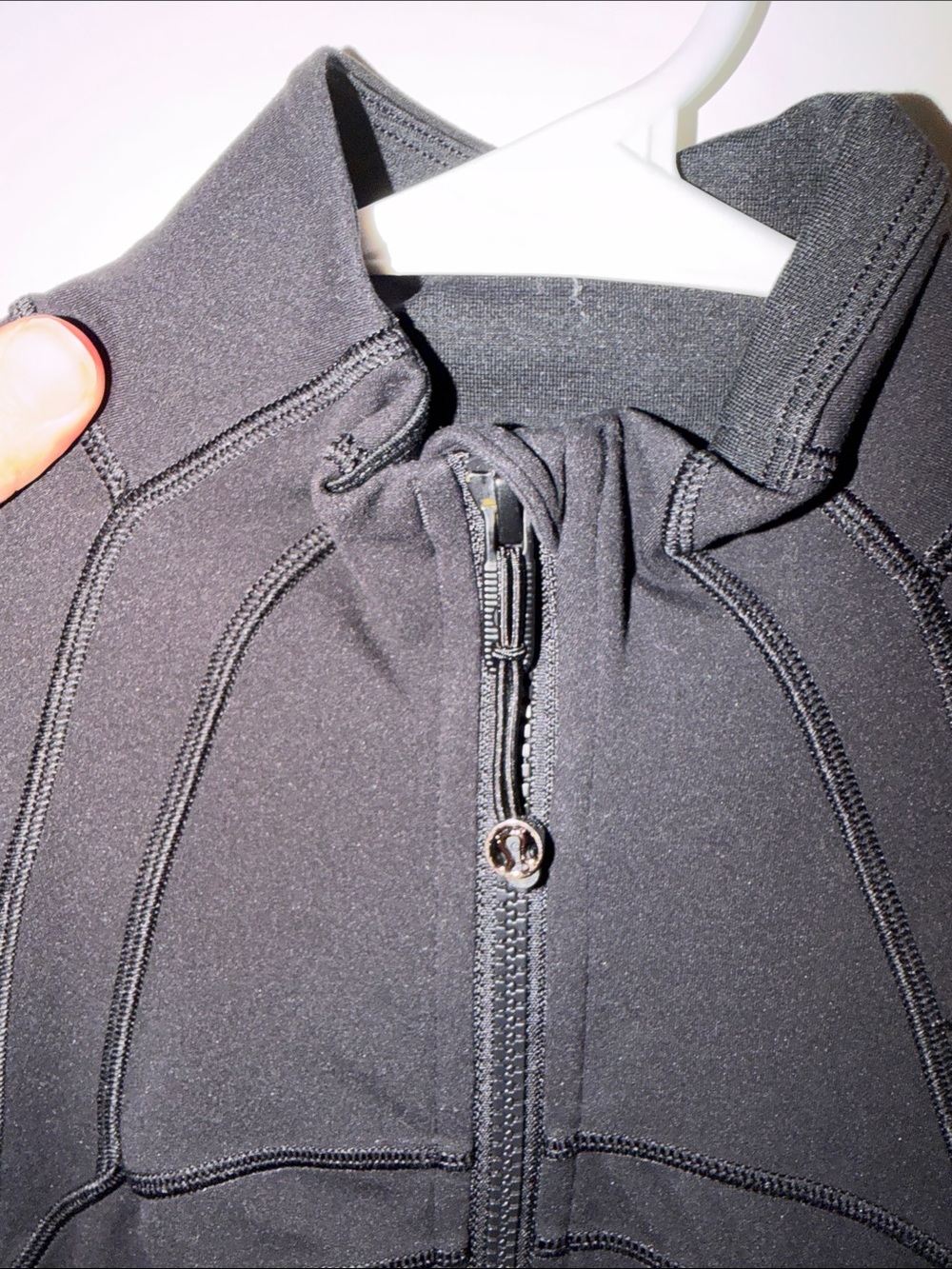 lululemon black cropped define - Picture 3 of 3